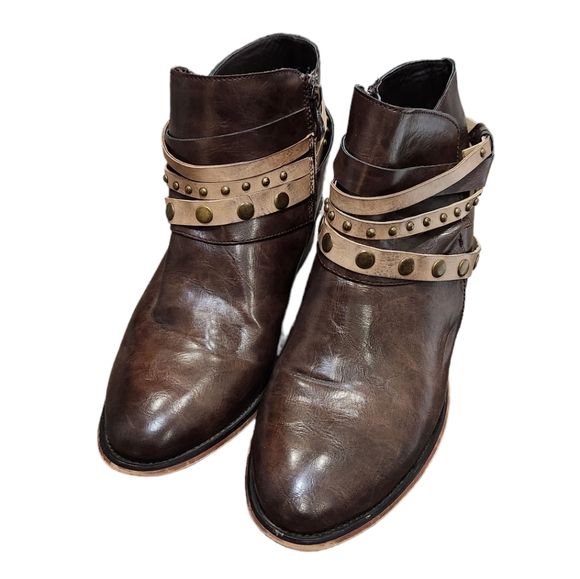 Wanted Western Inspired low heel ankle boots With Wraparound Studded Straps Sz 8 - Picture 5 of 8